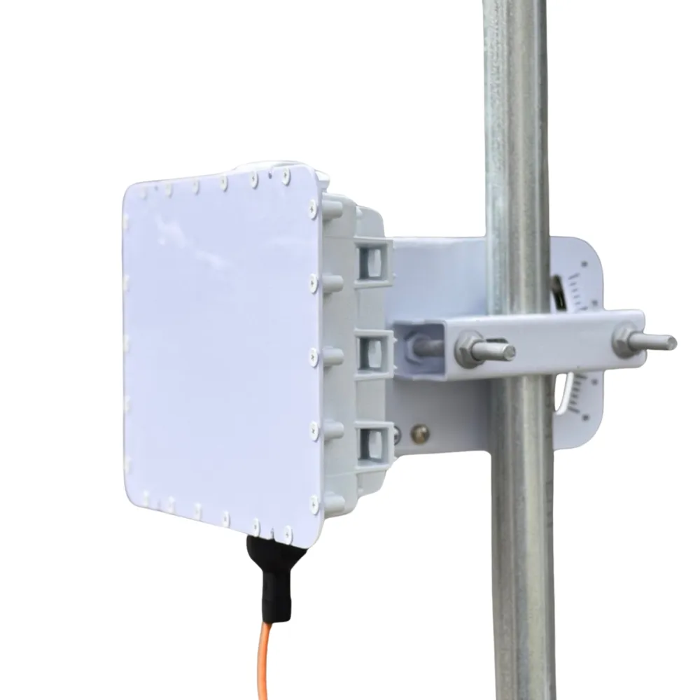 Mimosa C6 - 6GHz PTMP Client Radio | MIM-C6 - Image 2